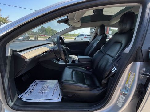 Used 2018 Tesla Model 3 Long Range image 19