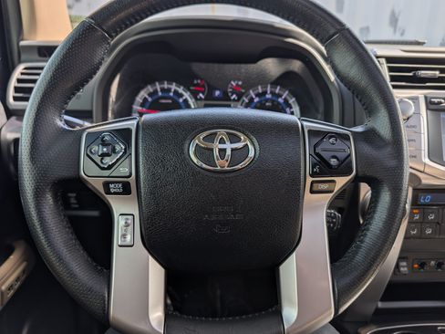 Used 2016 Toyota 4Runner Limited RWD image 28