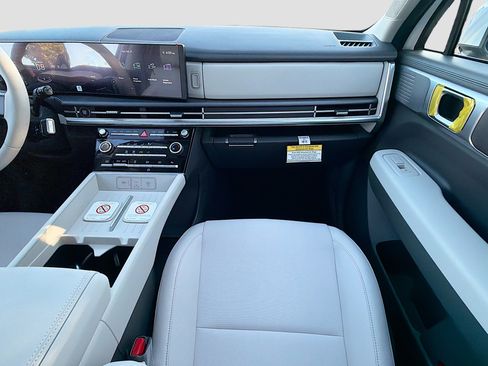 New 2026 Hyundai Santa Fe SE image 19