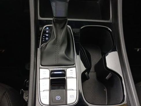 Used 2025 Hyundai Tucson SE image 17