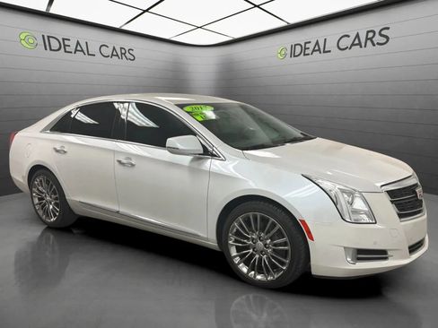 Used 2017 Cadillac XTS Luxury AWD/4WD image 3