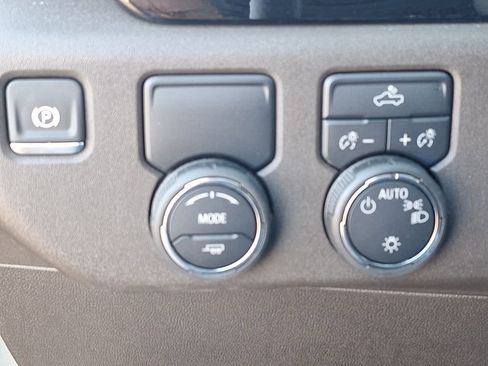 Certified 2025 Chevrolet Silverado 1500 LT image 29