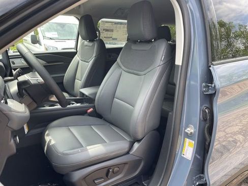New 2026 Ford Explorer Active w/ Active Comfort Package AWD/4WD image 15