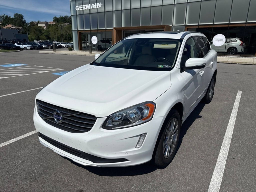 Used 2016 Volvo XC60 T5 Premier AWD/4WD image 1