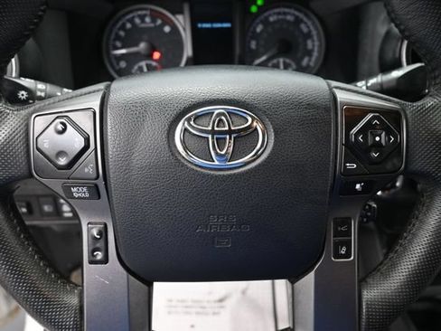 Used 2023 Toyota Tacoma TRD Off-Road AWD/4WD image 14