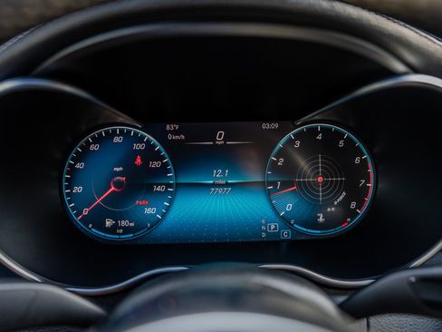 Used 2020 Mercedes-Benz C 300 Sedan image 19