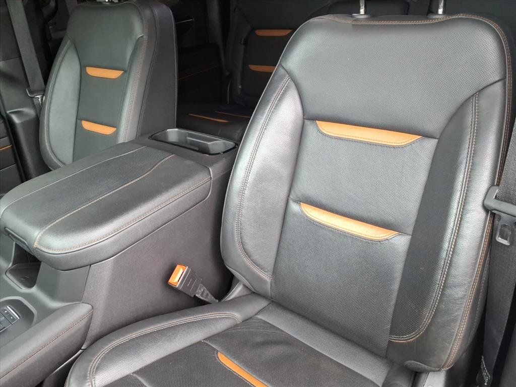 Used 2024 GMC Sierra 1500 AT4 w/ Technology Package AWD/4WD image 19