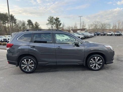 Used 2024 Subaru Forester Limited image 4