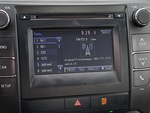 Used 2017 Toyota Camry SE FWD image 20