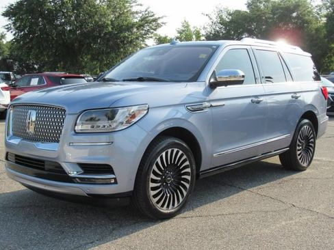 Used 2020 Lincoln Navigator Black Label AWD/4WD image 3