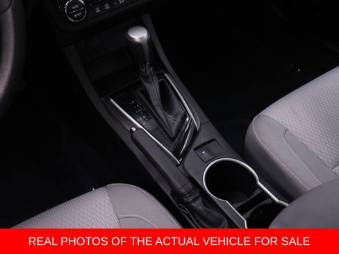 Used 2015 Toyota Corolla LE FWD image 12
