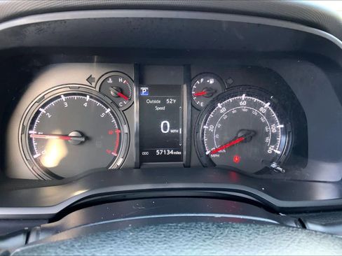 Used 2022 Toyota 4Runner SR5 Premium image 24