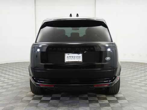 Used 2023 Land Rover Range Rover Long Wheelbase SE image 6
