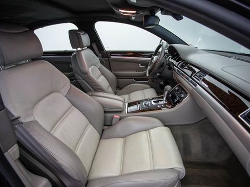 Used 2009 Audi S8 4dr Sedan image 20