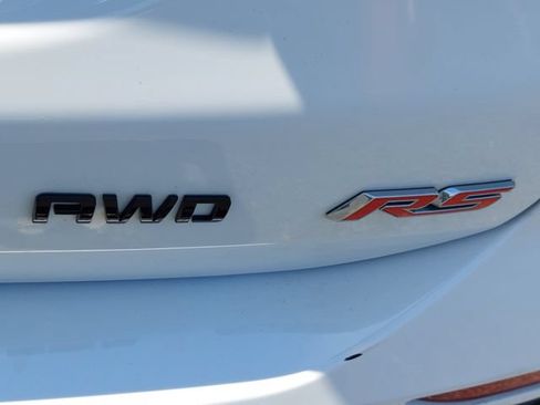 Used 2024 Chevrolet Equinox RS AWD/4WD image 41
