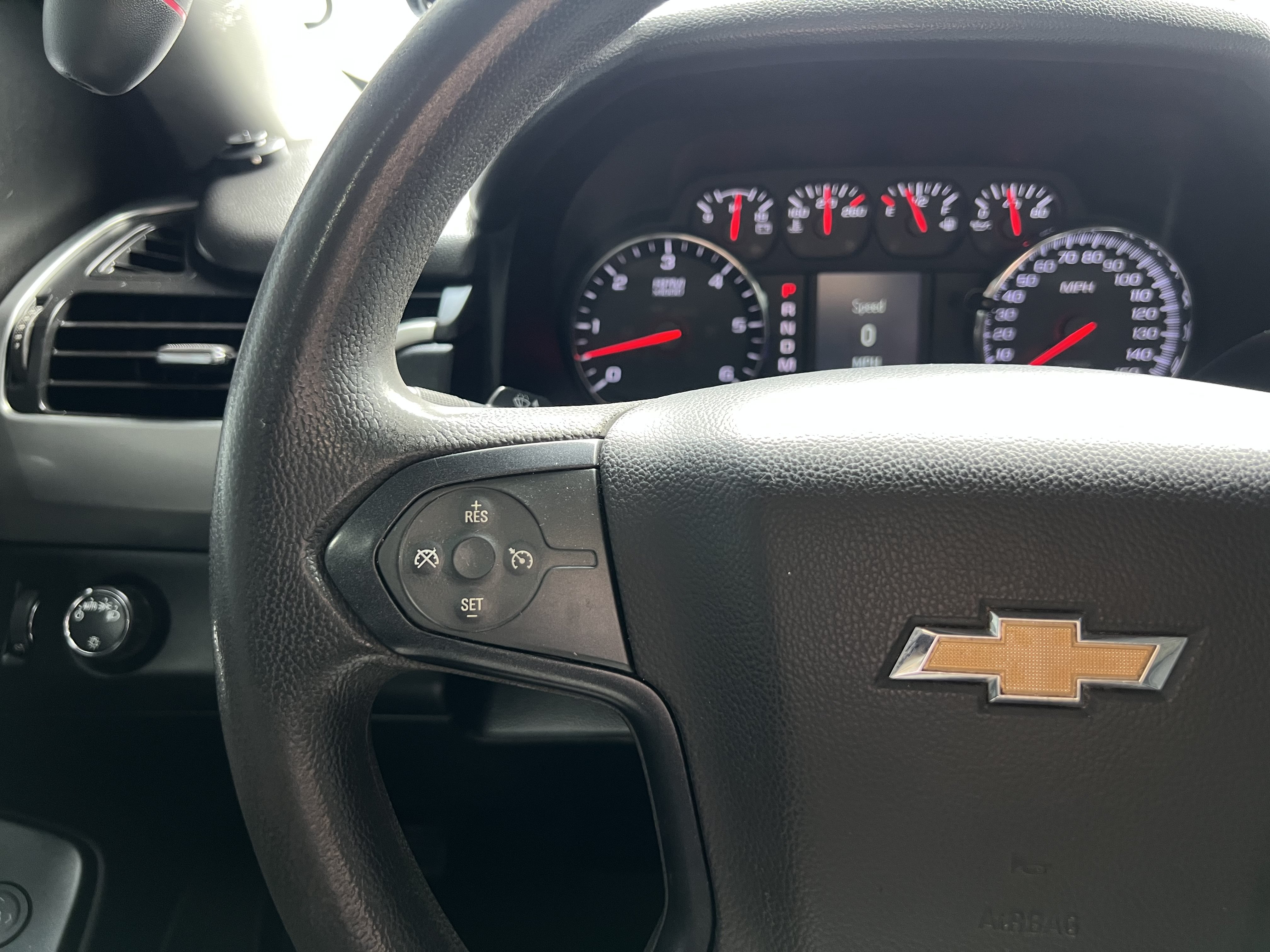 Used 2015 Chevrolet Tahoe 2WD w/ Remote Keyless Entry Package image 11