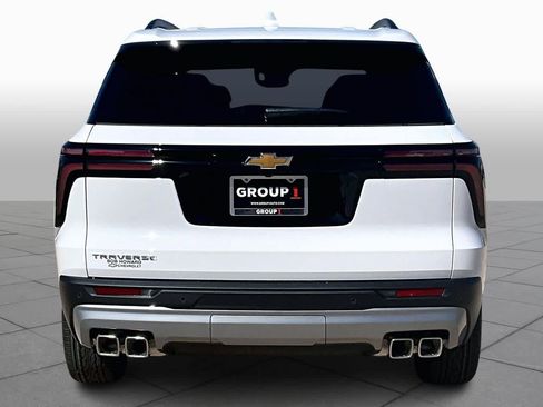 New 2026 Chevrolet Traverse LT w/ Enhanced Driving Package FWD image 5