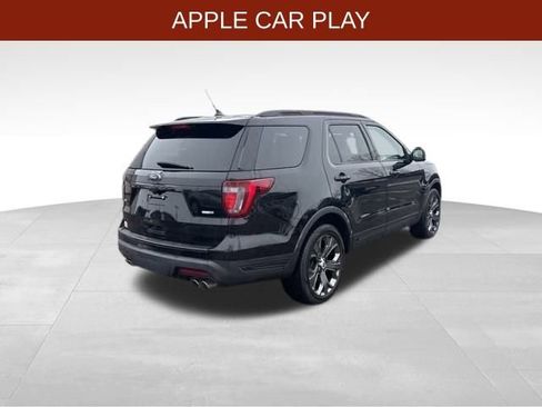 Used 2018 Ford Explorer Sport image 7