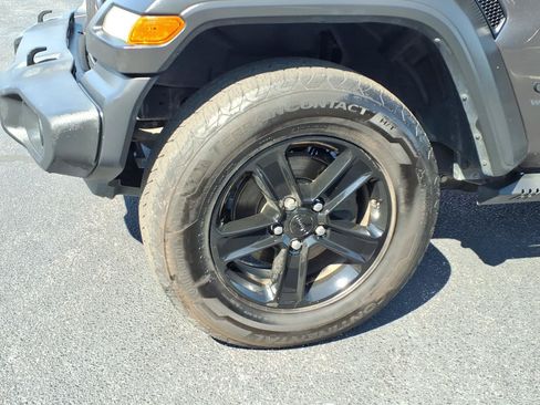 Used 2019 Jeep Wrangler Unlimited Sport AWD/4WD image 9