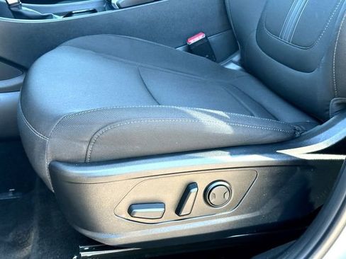 Used 2025 Hyundai Tucson SEL FWD image 12