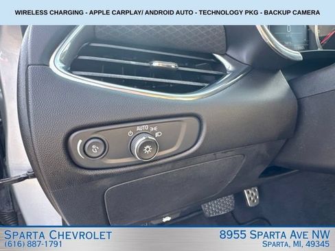 Used 2017 Chevrolet Malibu LT FWD image 14