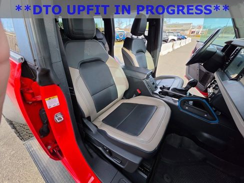 Used 2023 Ford Bronco Wildtrak image 22