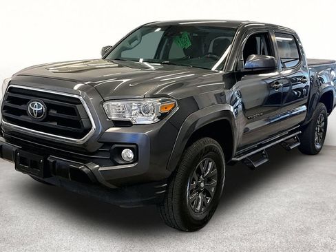 Used 2023 Toyota Tacoma SR5 w/ Black Out Package (TMS) AWD/4WD image 11