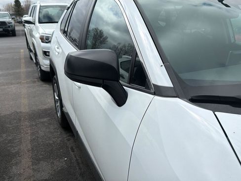 Used 2023 Toyota RAV4 LE image 5