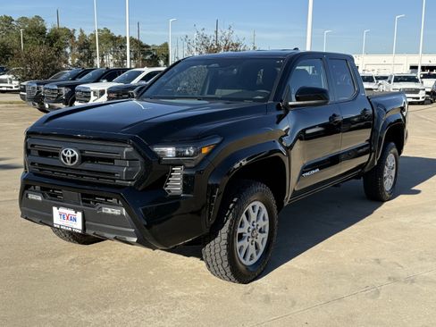 Used 2024 Toyota Tacoma SR5 image 9
