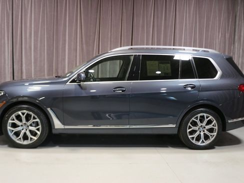 Used 2022 BMW X7 xDrive40i w/ Parking Assistance Package image 2