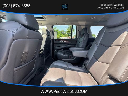 Used 2019 Cadillac Escalade ESV Premium Luxury image 25