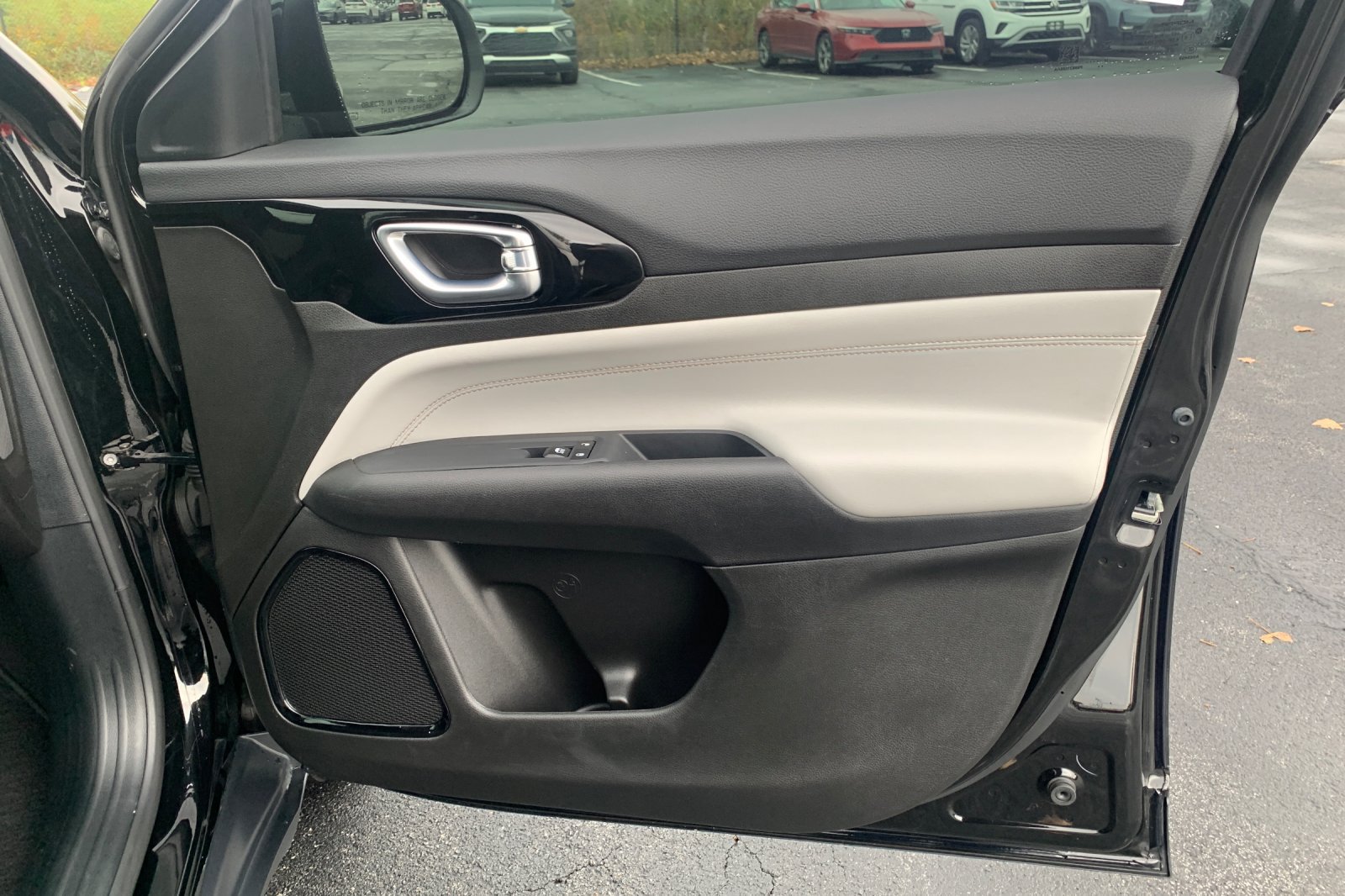 Used 2025 Jeep Compass Limited AWD/4WD image 22