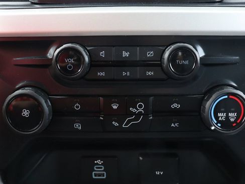 Used 2024 Ford F550 2WD Regular Cab Super Duty image 16