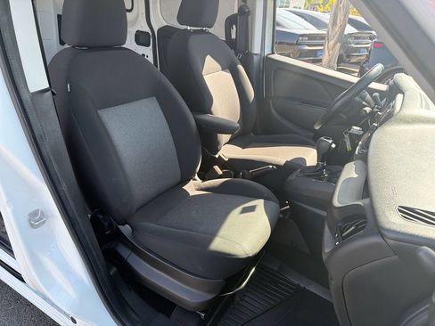 Used 2022 RAM ProMaster City Tradesman FWD image 24