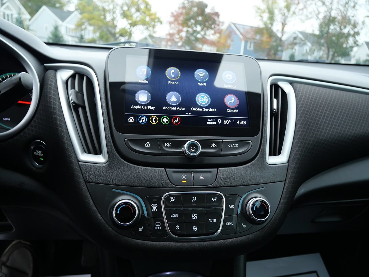 Used 2023 Chevrolet Malibu LT FWD image 13