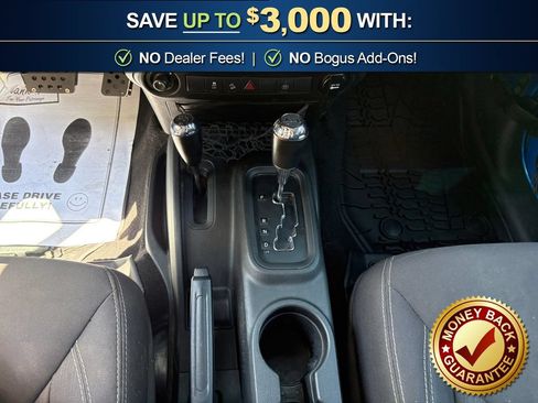 Used 2015 Jeep Wrangler Unlimited Sahara w/ Connectivity Group AWD/4WD image 20