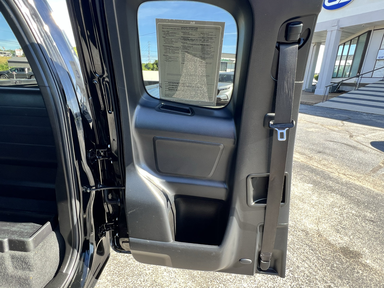 Used 2021 Toyota Tacoma SR AWD/4WD image 30