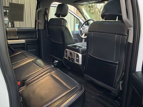 Used 2019 Ford F250 Lariat w/ Lariat Ultimate Package image 12