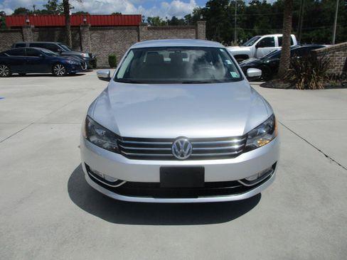 Used 2015 Volkswagen Passat 1.8T Limited Edition FWD image 11
