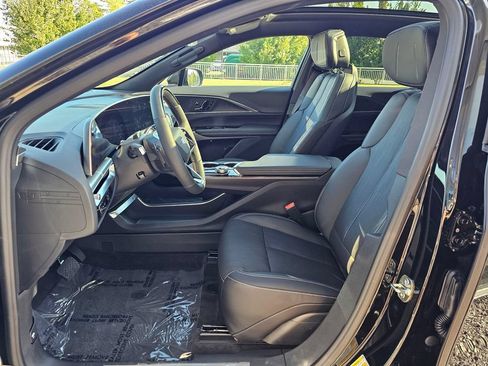 New 2026 Cadillac Lyriq Sport AWD/4WD image 20