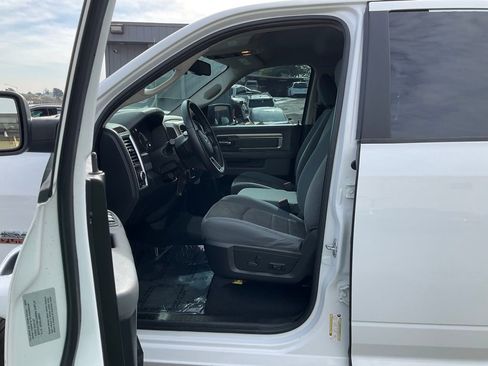 Used 2017 RAM 1500 Big Horn image 12