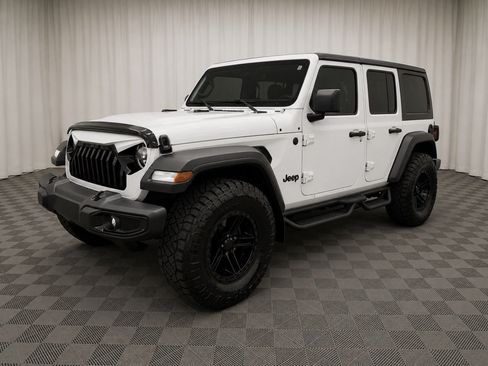 Used 2021 Jeep Wrangler Unlimited Sport AWD/4WD image 8