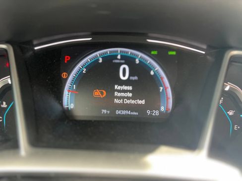 Used 2020 Honda Civic EX image 11