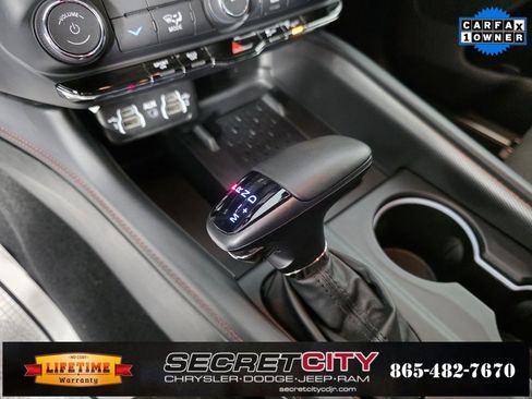 Used 2025 Dodge Durango R/T w/ Blacktop Package image 24
