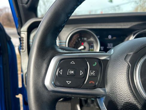 Used 2022 Jeep Wrangler Unlimited Rubicon 4xe w/ Cold Weather Group image 12