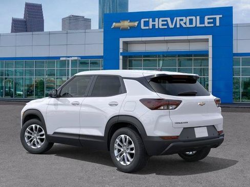 New 2026 Chevrolet TrailBlazer LS w/ LS Convenience Package FWD image 3