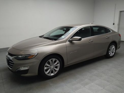 Used 2023 Chevrolet Malibu LT FWD image 2