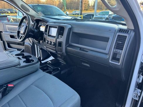 Used 2018 RAM 2500 Tradesman w/ Chrome Appearance Group image 14