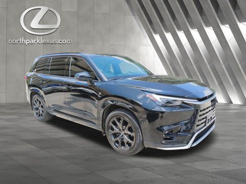 Certified 2024 Lexus TX 500h AWD w/ Technology Package image 5