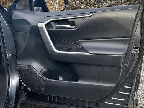 Used 2020 Toyota RAV4 XLE w/ All Weather Liner Package image 18